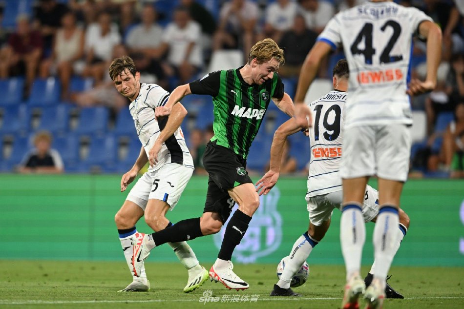 新时代背景 新时代背景