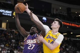 权交还给犯 权交还给犯