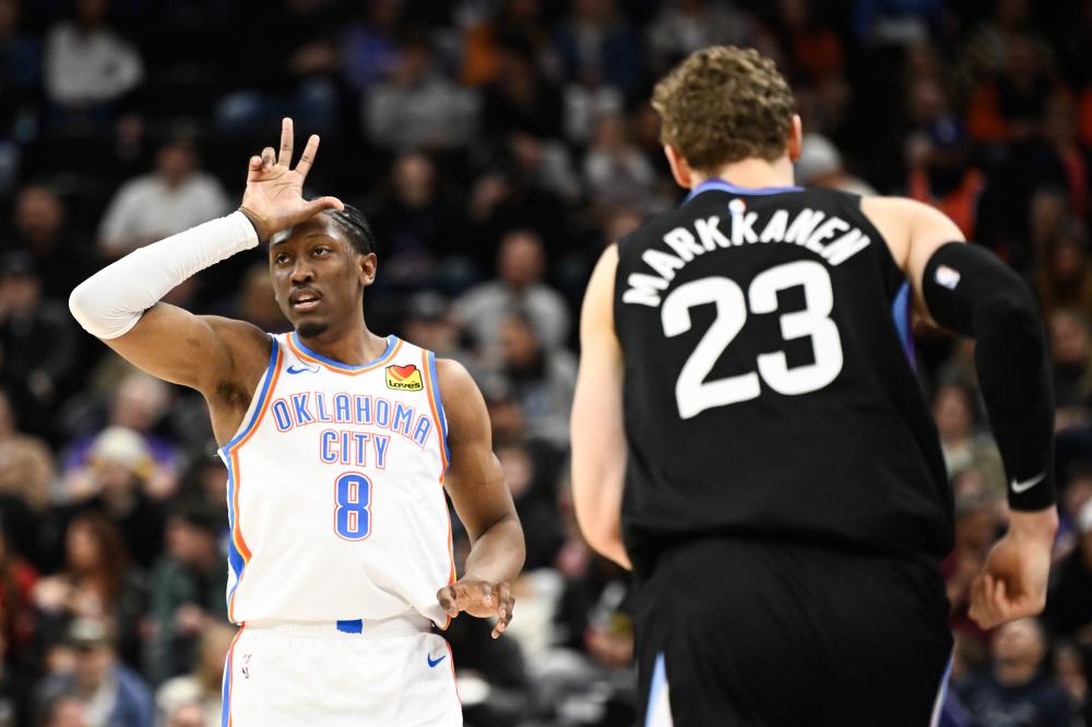 队的中场控 队的中场控