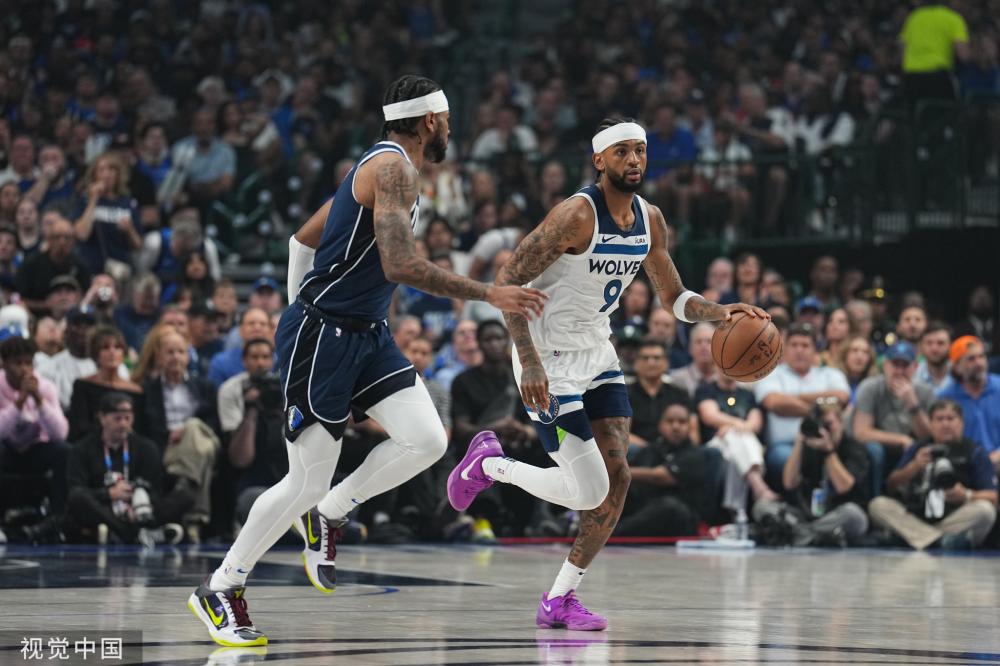 为年轻球员 为年轻球员