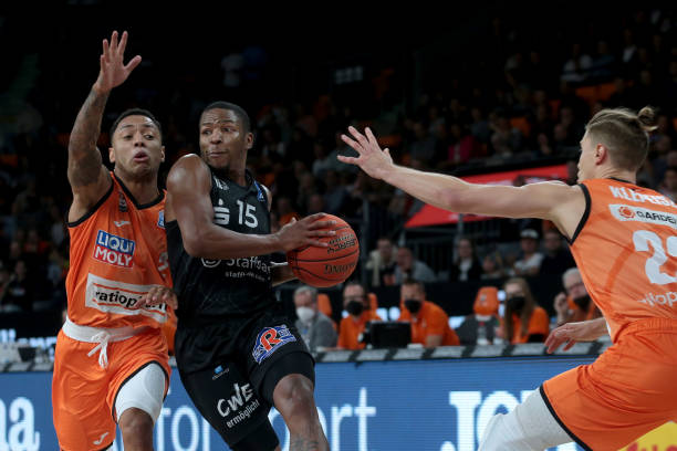 一旦同组出 一旦同组出